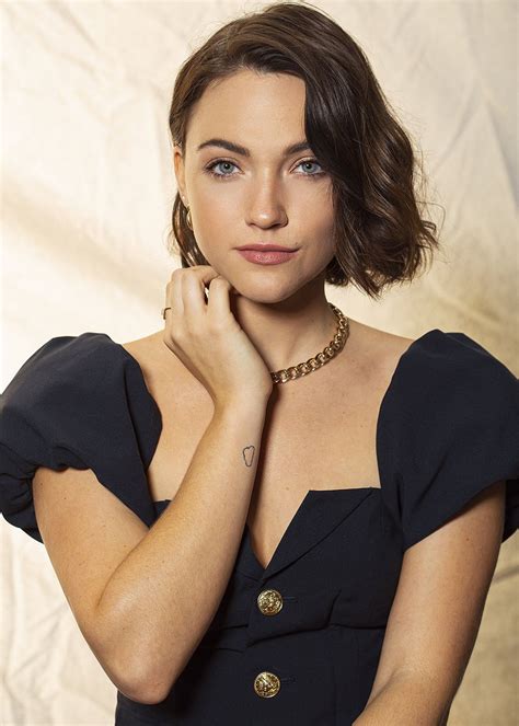 violett beane